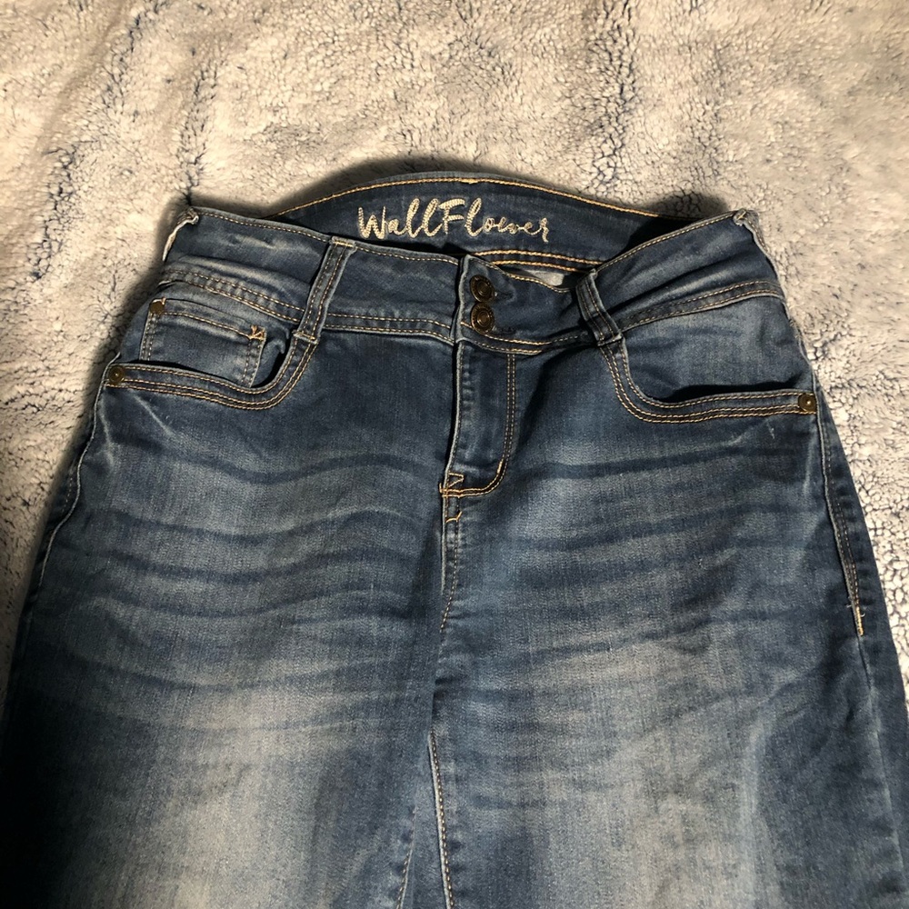 Wildflower jeans Size 9